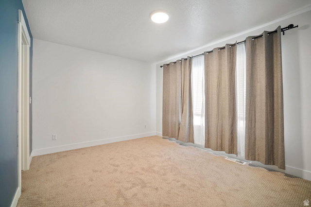 1635 East Indigo Loop Layton, UT 84040 - Photo 7 of 19