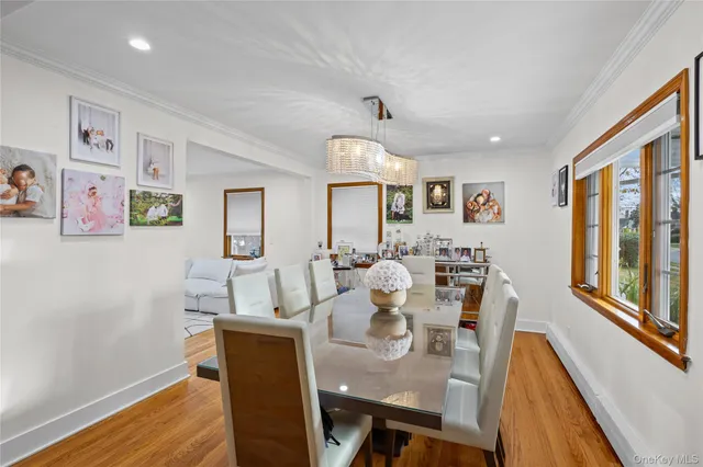 $1,548,888 | 8 Willow Road, New Hyde Park, NY 11040