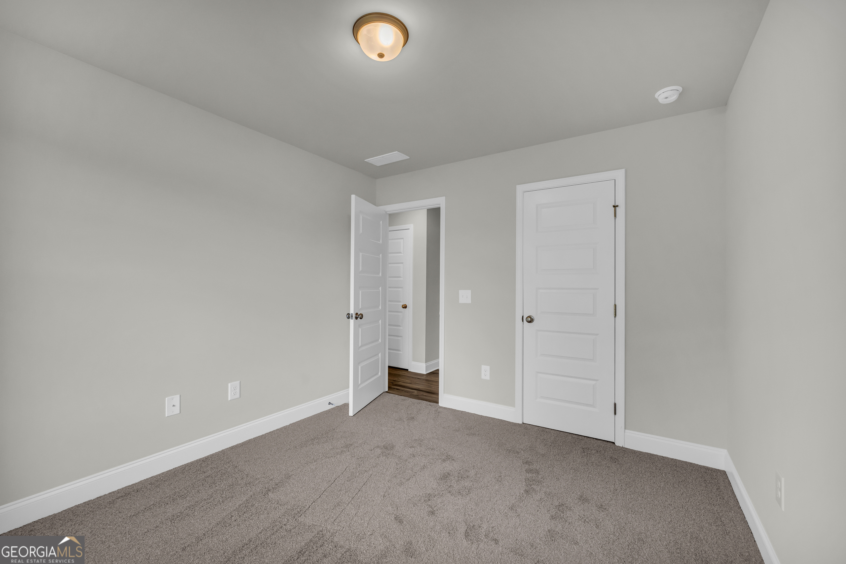 86 Sewell Road Lavonia, GA 30553 - Photo 51 of 67 a view of an empty room