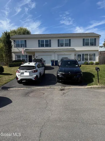 $289,000 | 38 Diane Court, Cohoes, NY 12047
