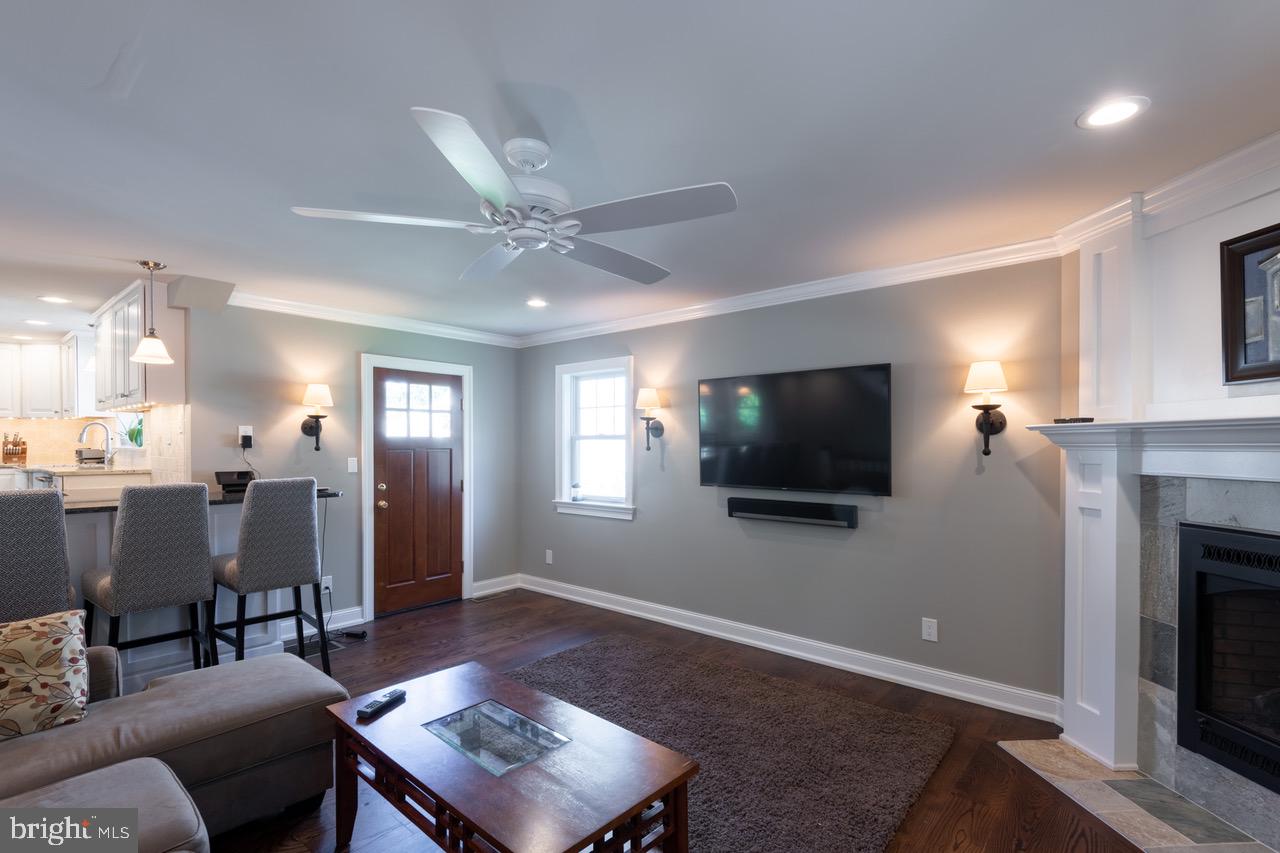 209 Bella Vista Road Devon, PA 19333 - Photo 11 of 25 Family Room