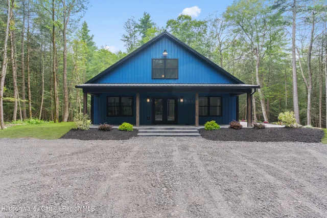 $949,000 | 805 County Road 2, Accord, NY 12404