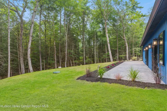 $949,000 | 805 County Road 2, Accord, NY 12404