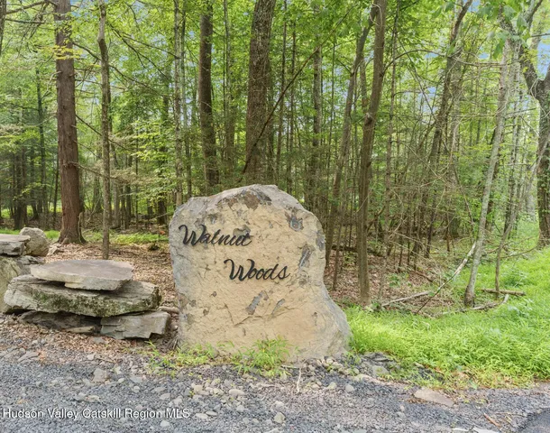 $949,000 | 805 County Road 2, Accord, NY 12404