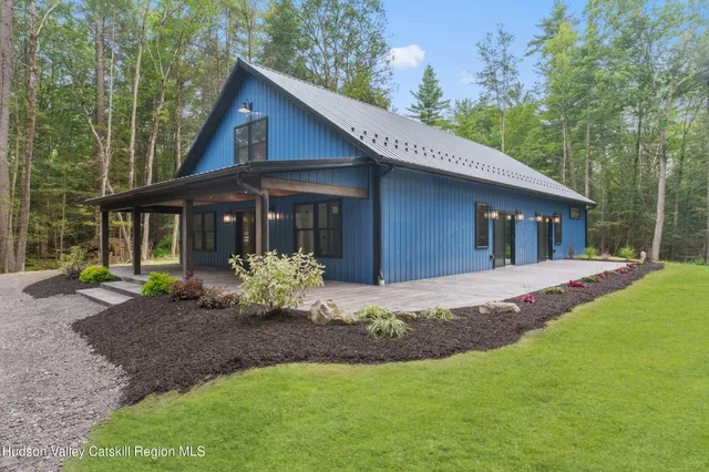 $949,000 | 805 County Road 2, Accord, NY 12404