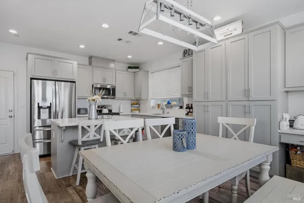 $760,000 | 1496 Imwalle Drive, Santa Rosa, CA 95401