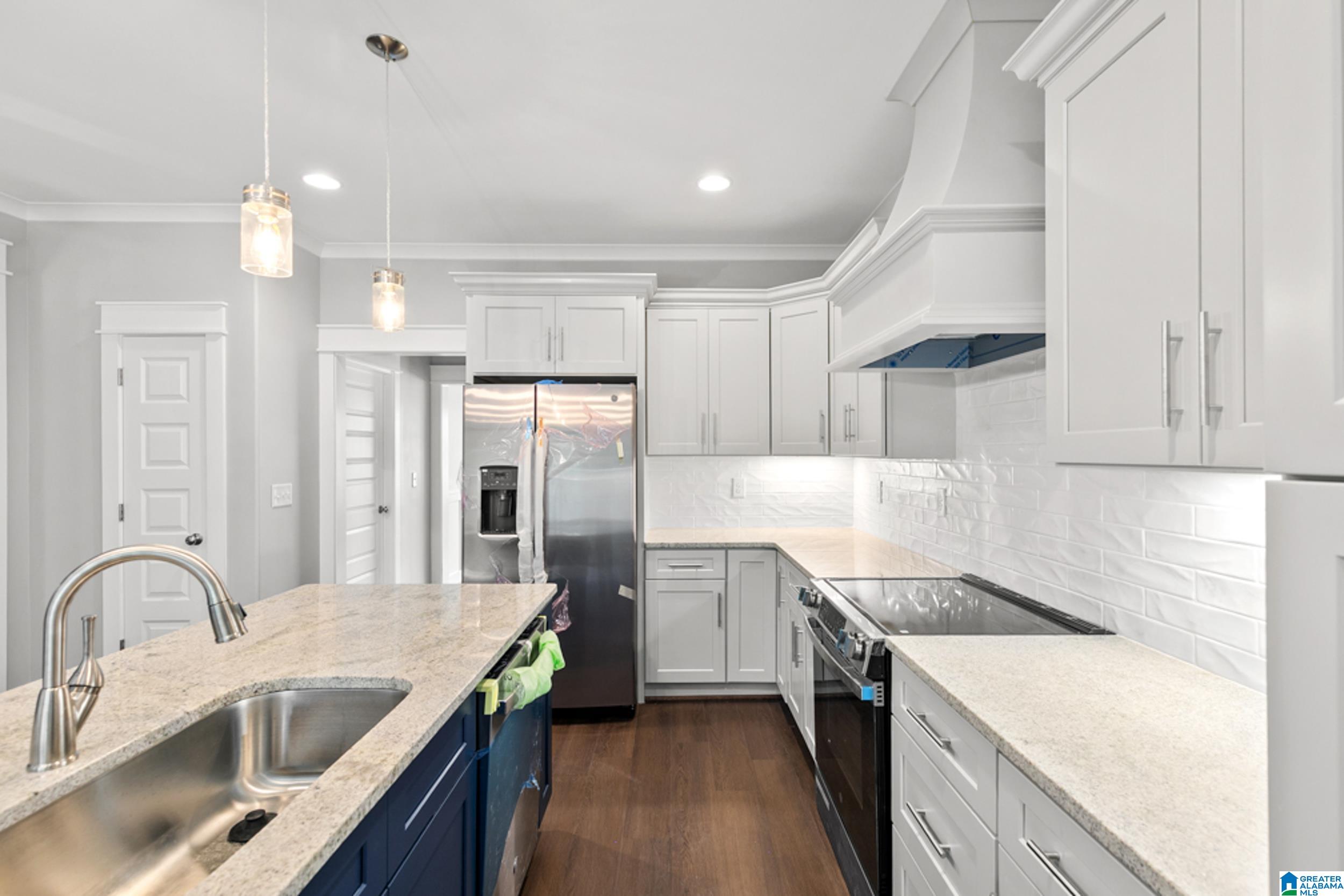 1077 Grande View Pass Alabaster, AL 35114 - Photo 6 of 58