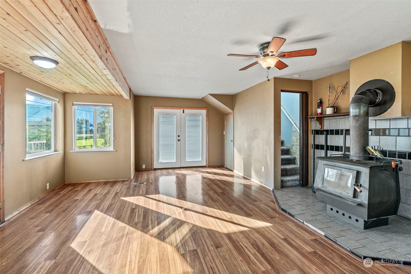 258 North Welcome Slough Road Cathlamet, WA 98612 - Photo 5 of 40 Gallery Image 5