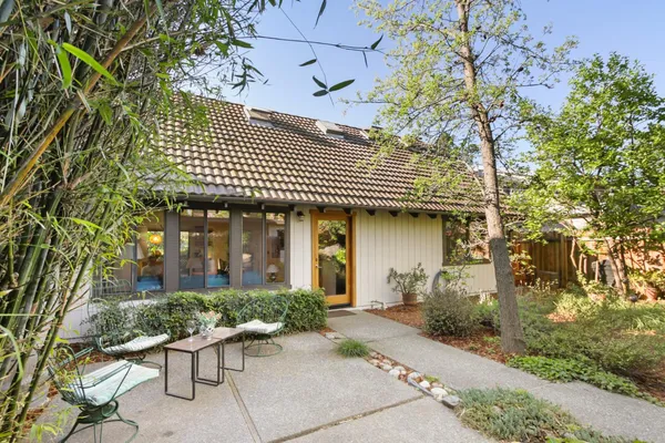 $899,000 | 2406 Overhill Lane, Davis, CA 95616