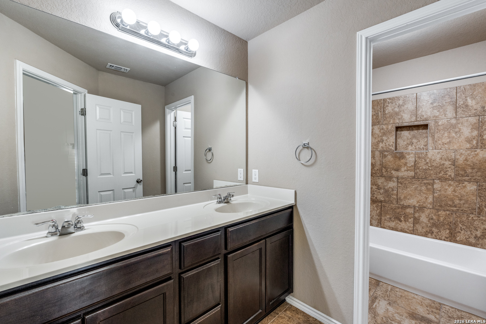 333 Atalaya Cibolo, TX 78108 - Photo 19 of 30