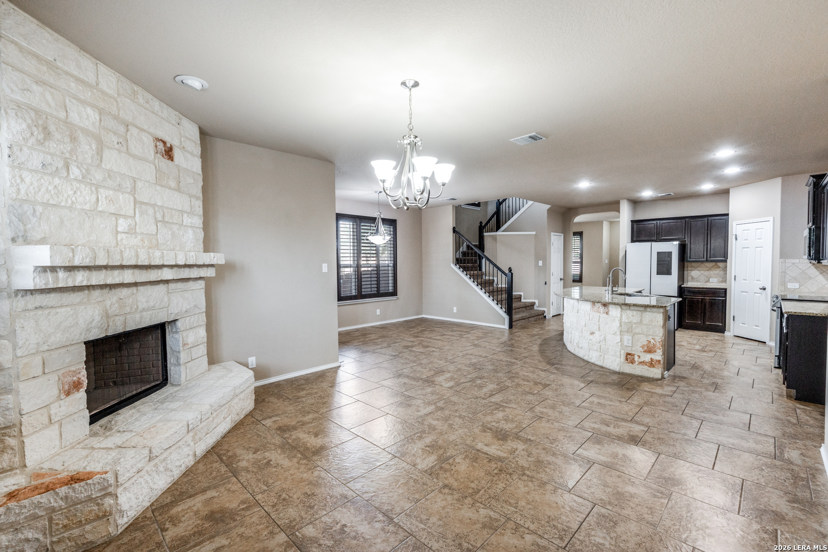 333 Atalaya Cibolo, TX 78108 - Photo 5 of 30