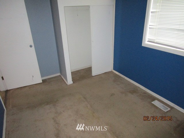 910 Edmonds Avenue Northeast Renton, WA 98056 - Photo 8 of 16