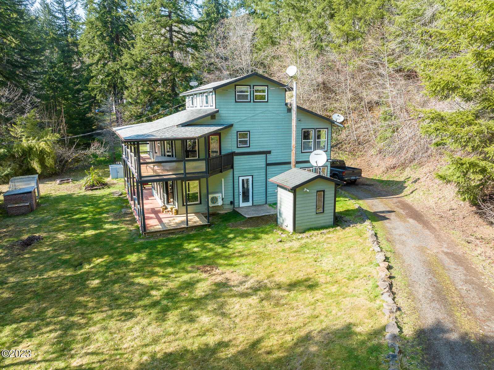 11967 Logsden Road Blodgett, OR 97326 - Photo 42 of 46 Drone Private Drive