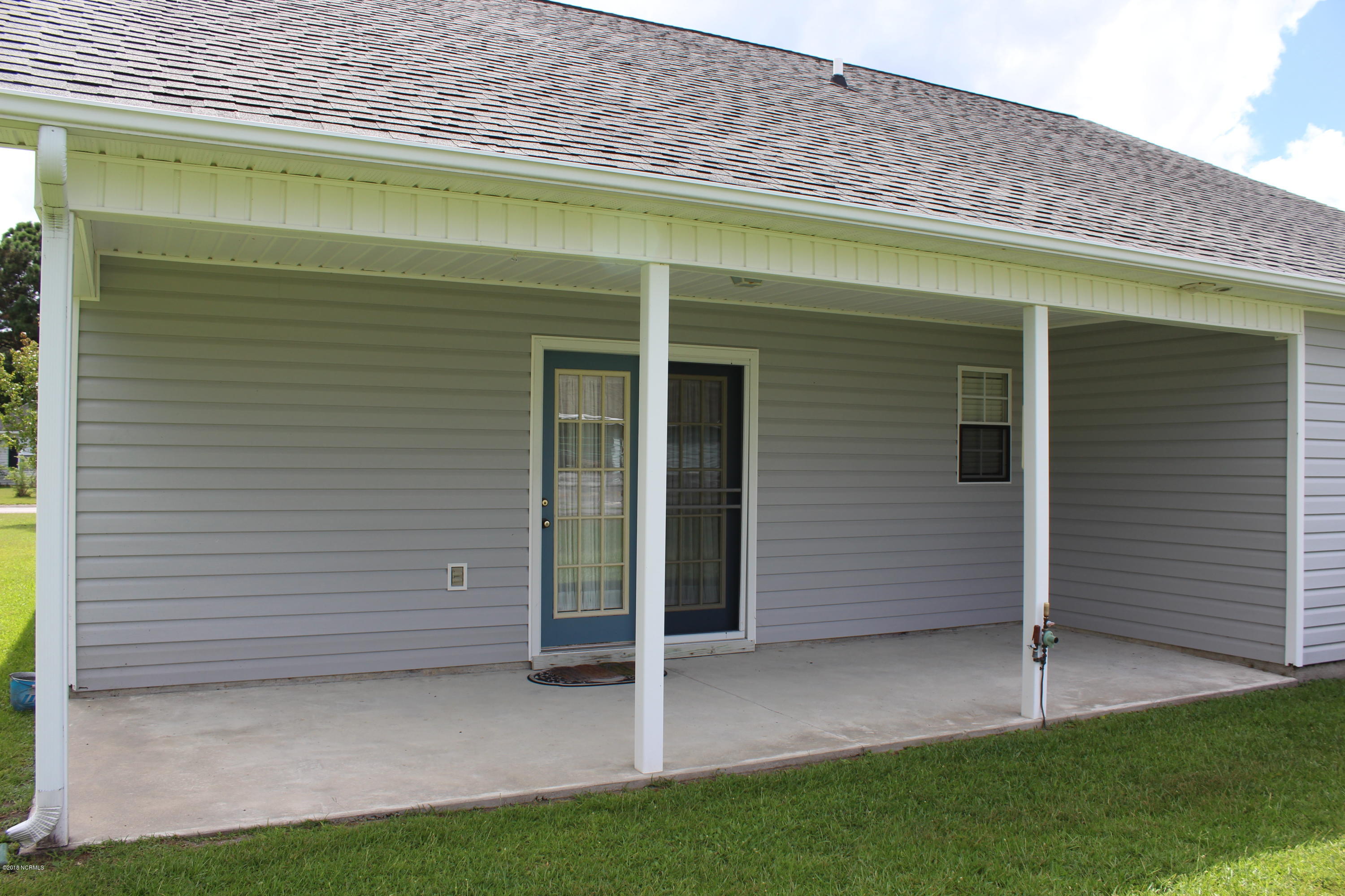 305 Foxhall Road Newport, NC 28570 - Photo 26 of 32 IMG_4085