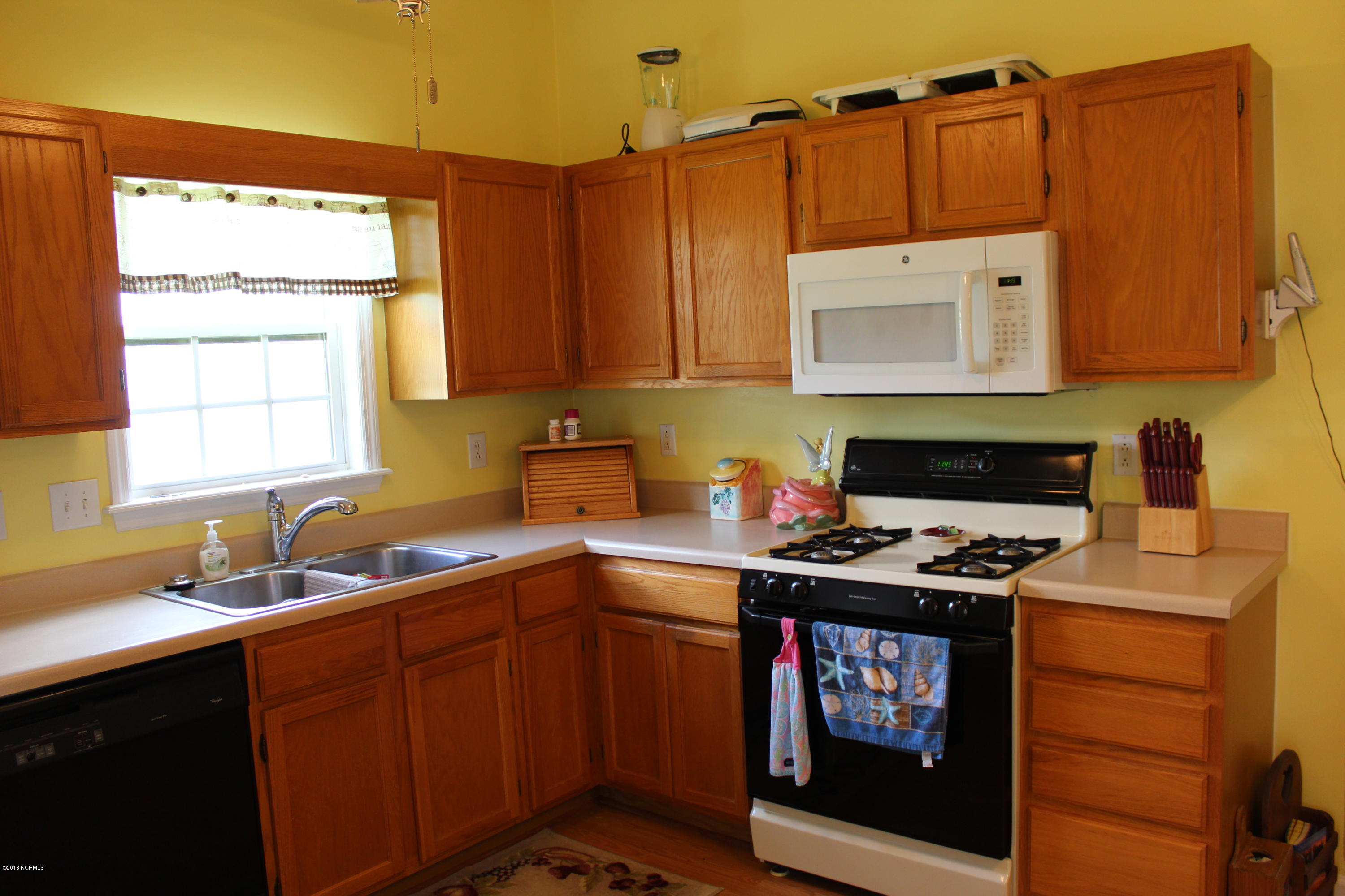 305 Foxhall Road Newport, NC 28570 - Photo 10 of 32 Kitchen view 2