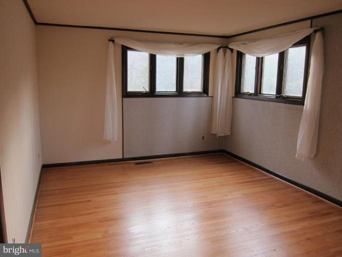 6509 Ridgeway Drive Springfield, VA 22150 - Photo 6 of 12 Bedroom #3