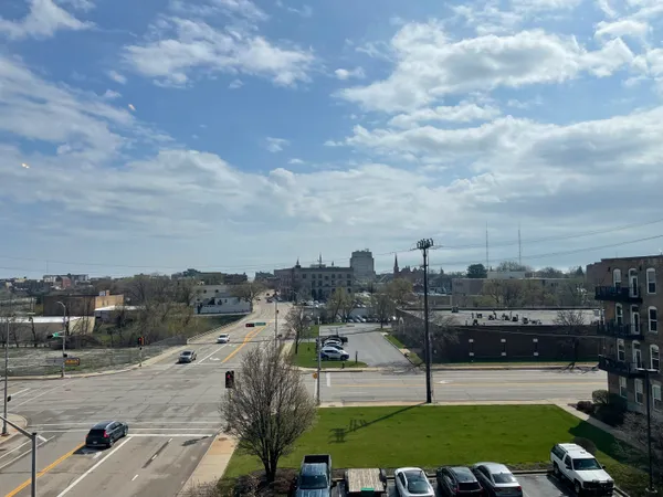 $180,000 | 720 South Marquette Street, Unit 417, Racine, WI 53403