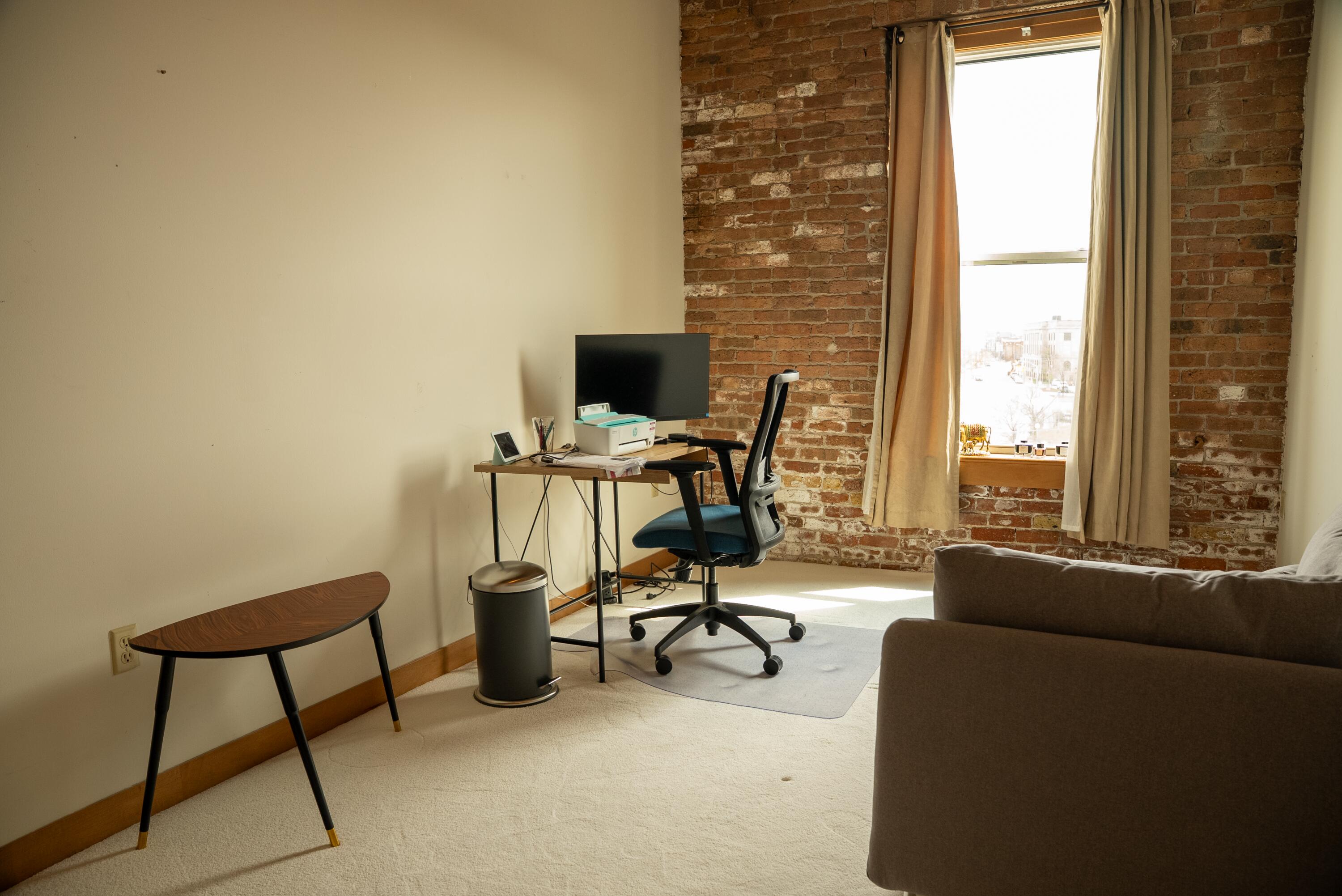 720 South Marquette Street, Unit 417 Racine, WI 53403 - Photo 8 of 11 Bedroom 2