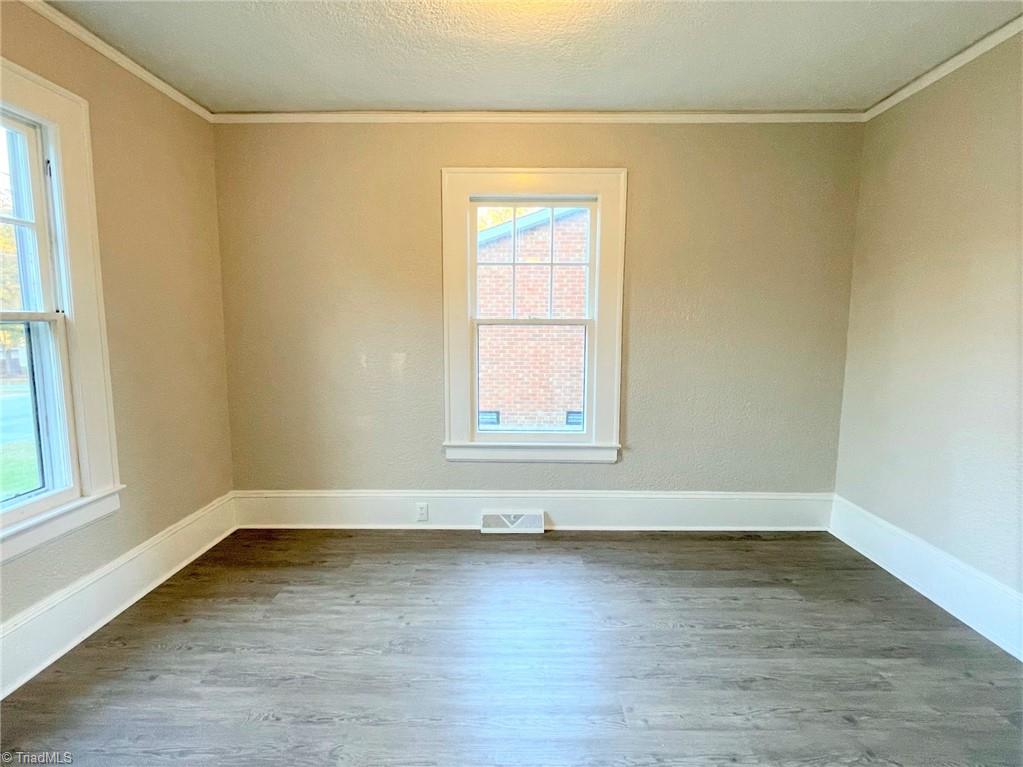 116 Mayview Avenue High Point, NC 27265 - Photo 10 of 12