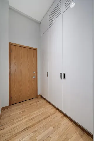 $700,000 | 333 West Hubbard Street, Unit 713, Chicago, IL 60654