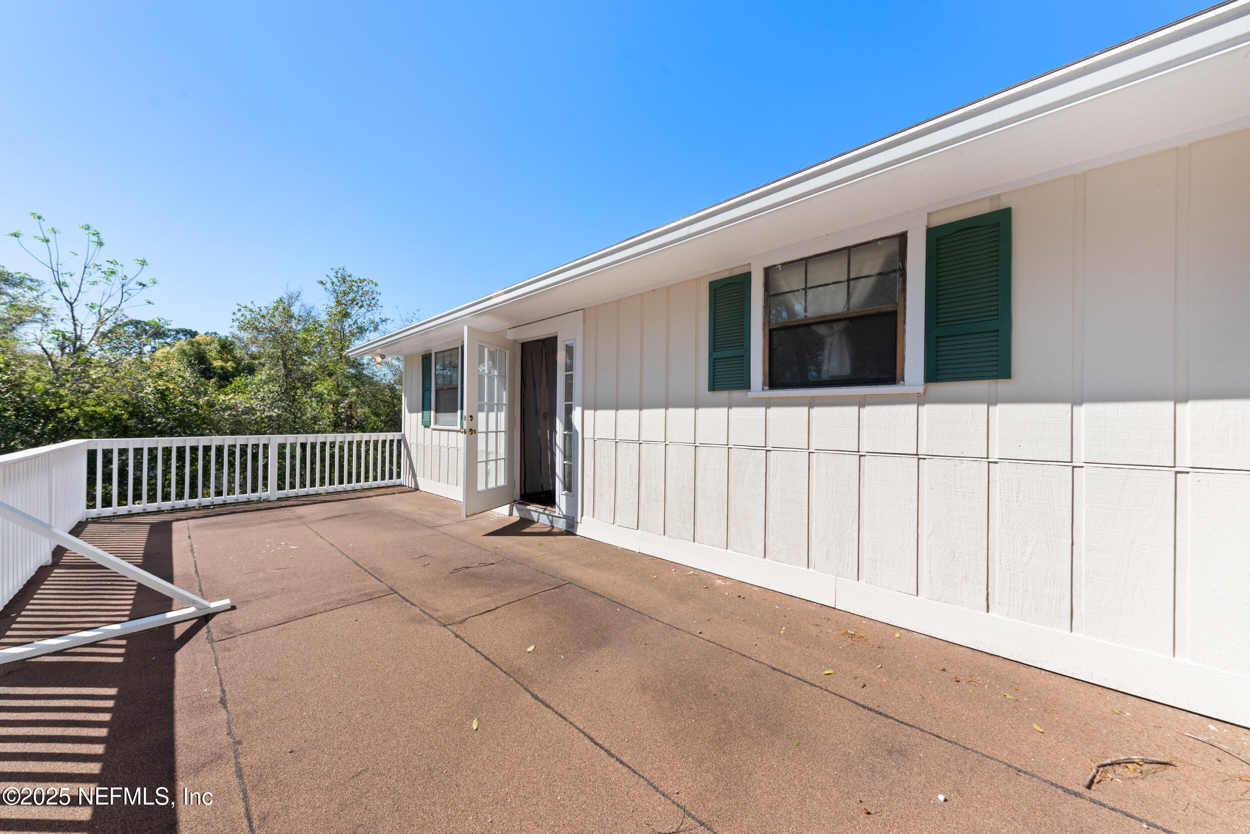 2357 Davis Road Jacksonville, FL 32218 - Photo 18 of 28 a backyard of a house
