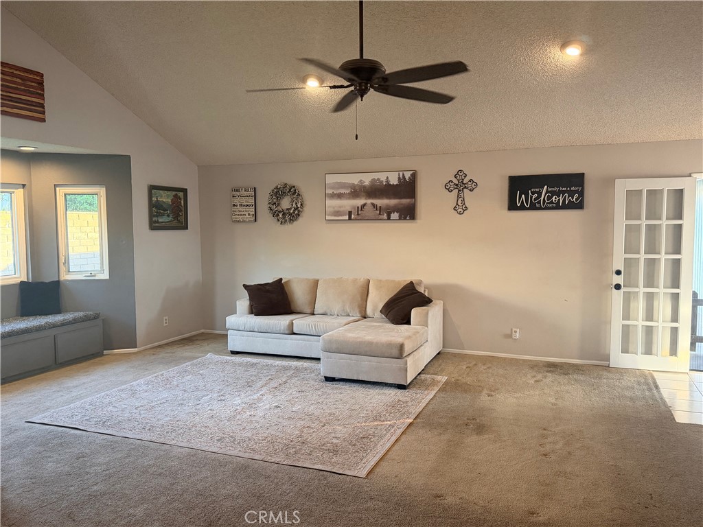 11010 Kayjay Street Riverside, CA 92503 - Photo 4 of 52 Family Room