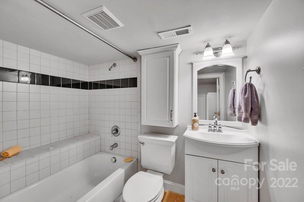 1712 Garrett Road Indian Trail, NC 28079 - Photo 14 of 48 Gallery Image 14