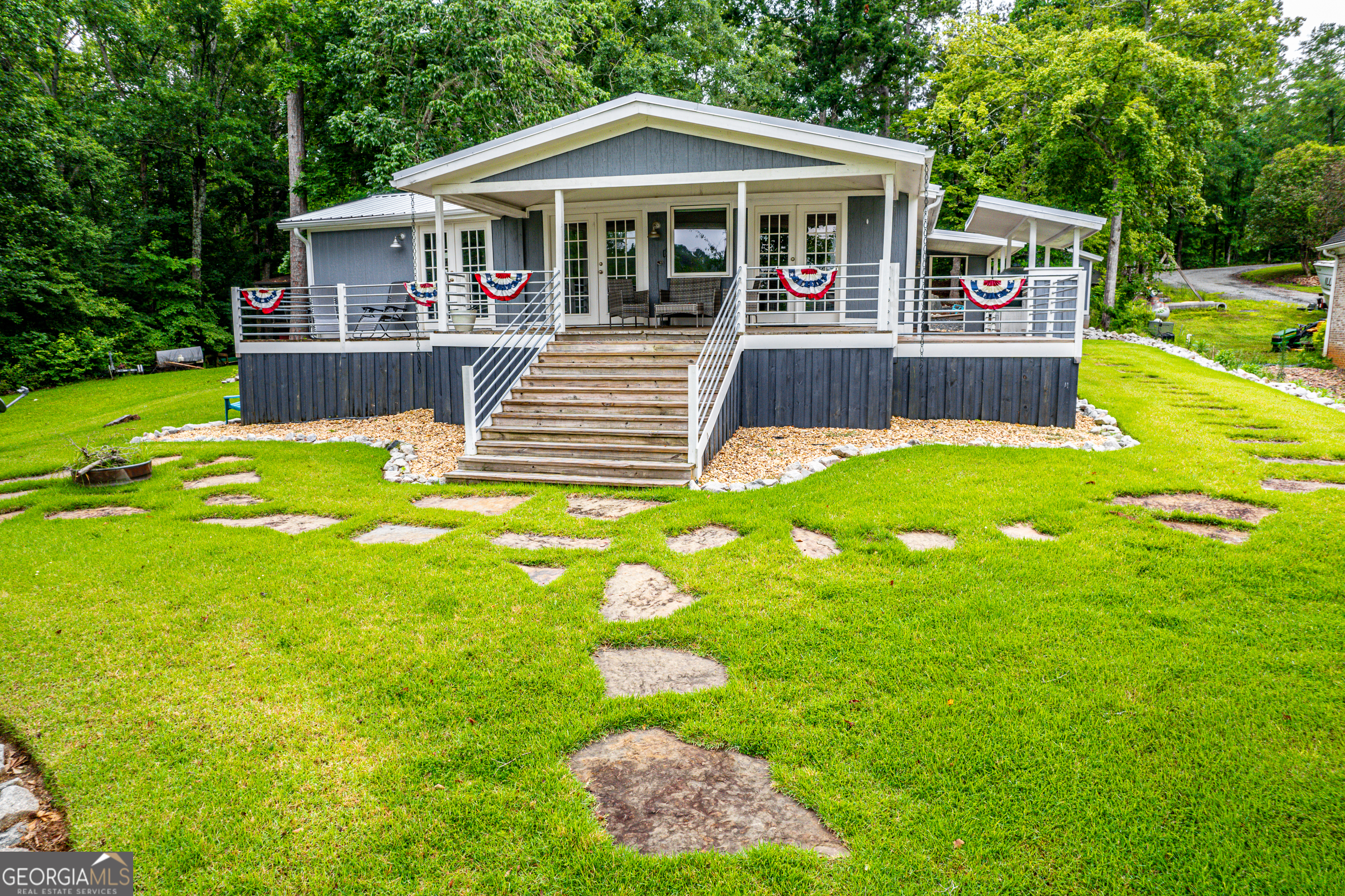 562 Twin Bridges Road Southwest Eatonton, GA 31024 - Photo 1 of 1 Gallery Image 1