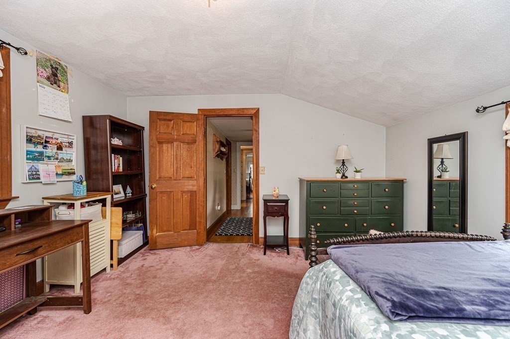 34 Longfellow Road Reading, MA 01867 - Photo 29 of 41 Gallery Image 29