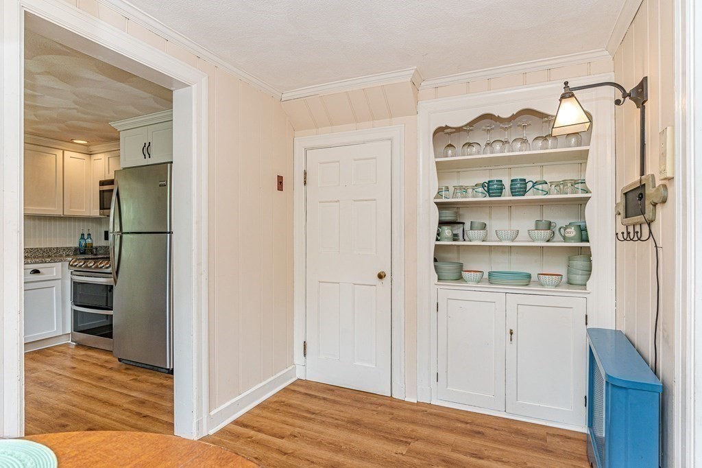 34 Longfellow Road Reading, MA 01867 - Photo 9 of 41 Gallery Image 9