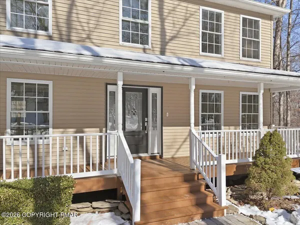$399,000 | 5124 Hickory Lane, East Stroudsburg, PA 18302
