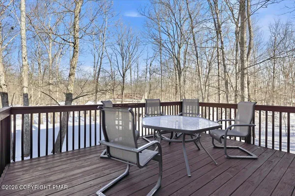$399,000 | 5124 Hickory Lane, East Stroudsburg, PA 18302