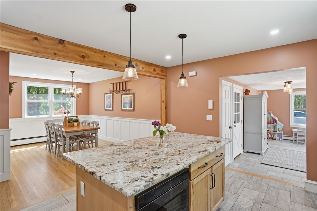 712 E Road Scituate, RI 02857 - Photo 23 of 50