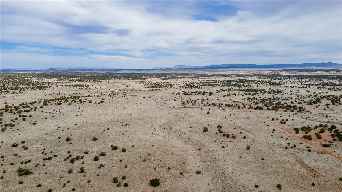 0 Rocky Top Road Seligman, AZ 86337 - Photo 5 of 29