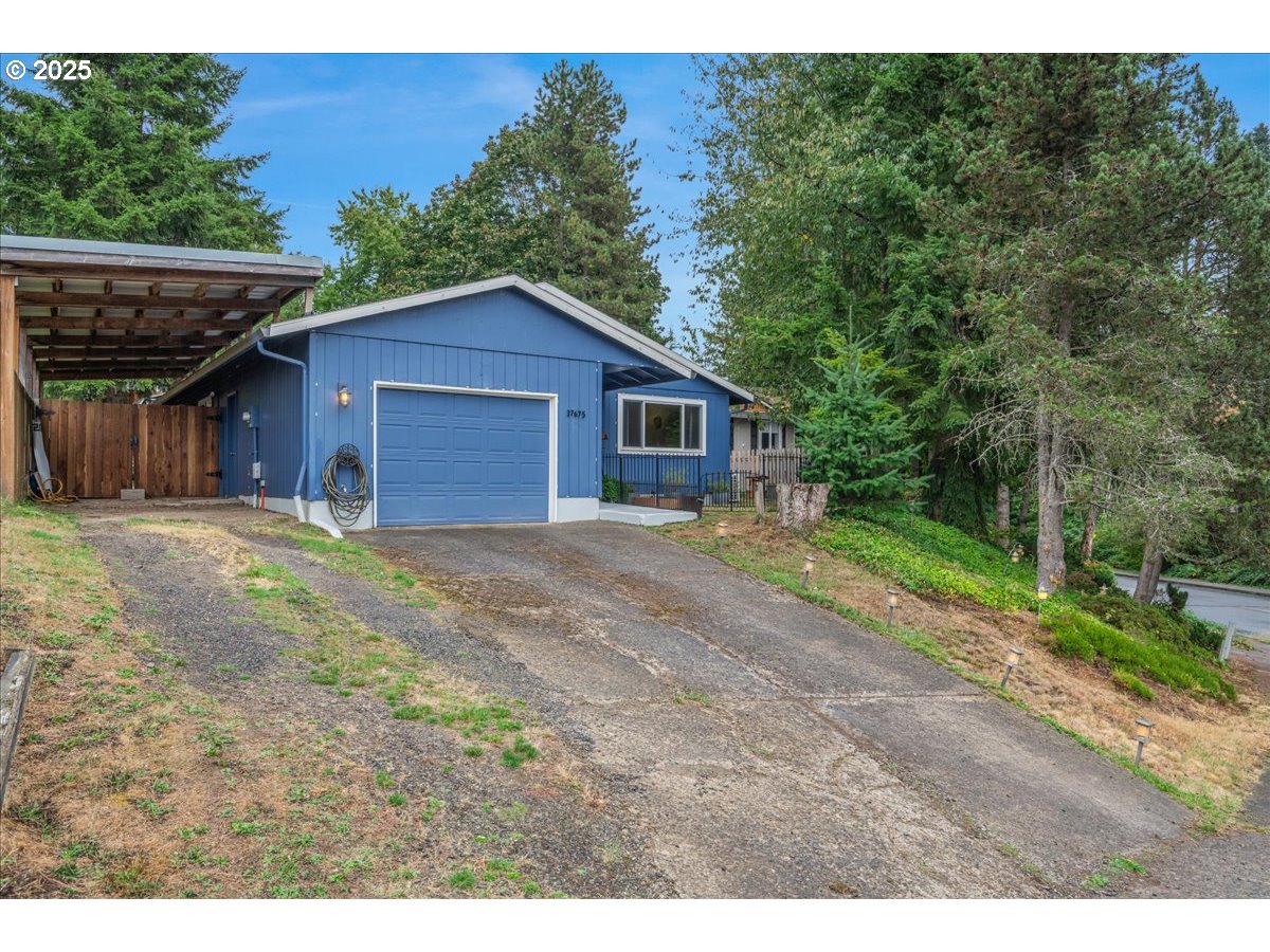 37675 Sandy Heights Street Sandy, OR 97055 - Photo 3 of 30 Gallery Image 3