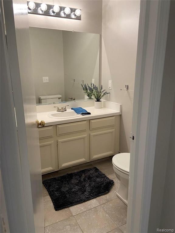 29644 Middlebelt Road, Unit 54 Farmington Hills, MI 48334 - Photo 24 of 31
