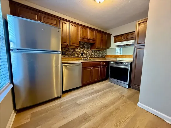 $1,395 | 1911 Shenandoah Valley Lane Southeast, Smyrna, GA 30080