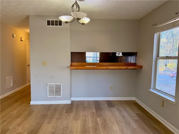 $1,395 | 1911 Shenandoah Valley Lane Southeast, Smyrna, GA 30080