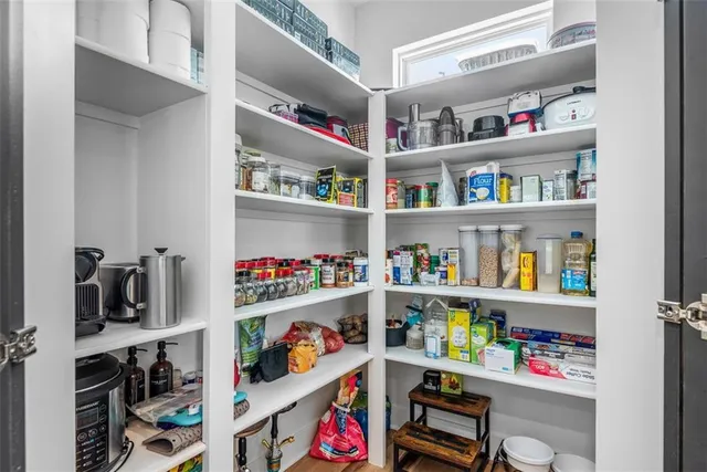 $615,000 | 19485 West 202nd St Spring Hill, Spring Hill, KS 66083