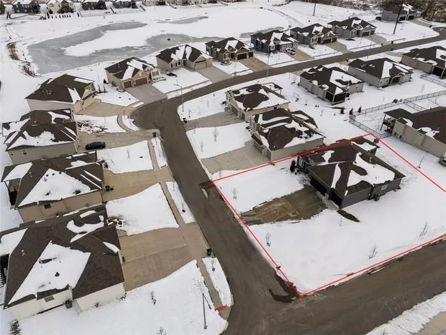 $615,000 | 19485 West 202nd St Spring Hill, Spring Hill, KS 66083