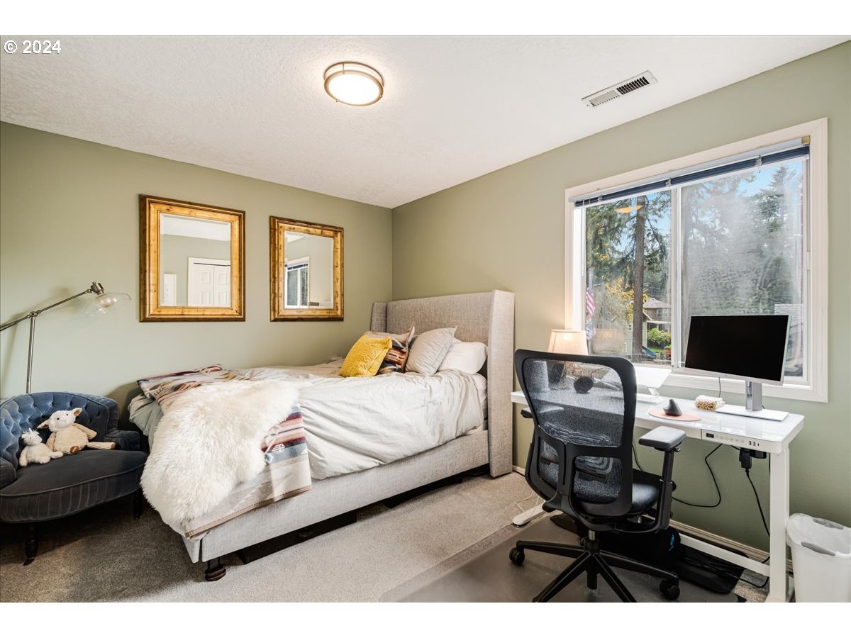 2245 Southwest 77th Place Portland, OR 97225 - Photo 23 of 31 Gallery Image 23