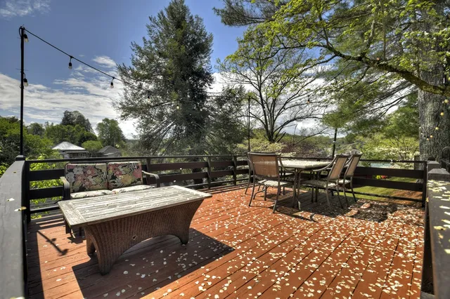 $314,900 | 102 Riverview Street, Copperhill, TN 37317