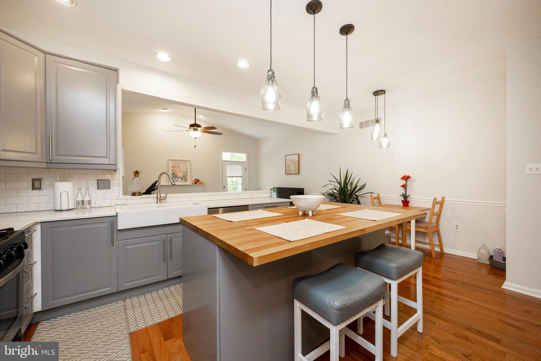 108 Brandywine Road Malvern, PA 19355 - Photo 10 of 35 a kitchen with a table and chairs in it