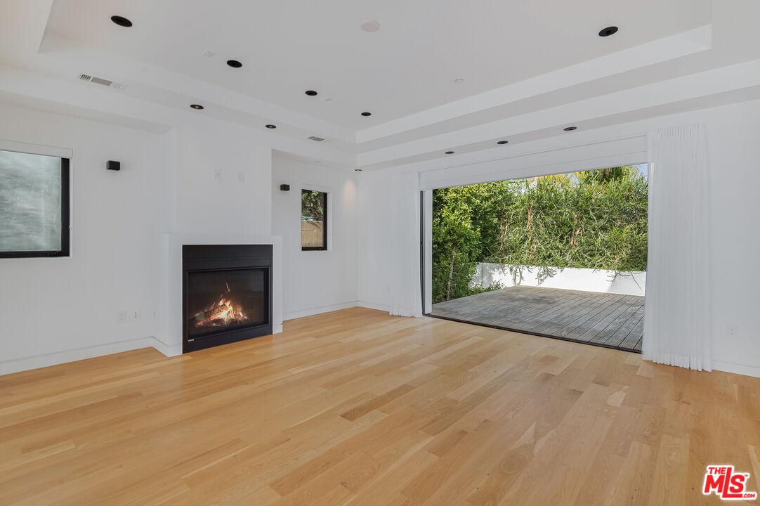 902 Berkeley Street Santa Monica, CA 90403 - Photo 11 of 37