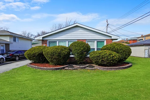 $219,000 | 1138 East 151st Street, Dolton, IL 60419