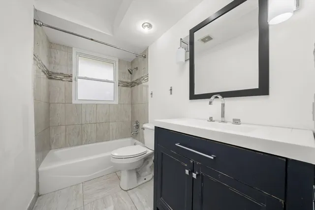 $219,000 | 1138 East 151st Street, Dolton, IL 60419