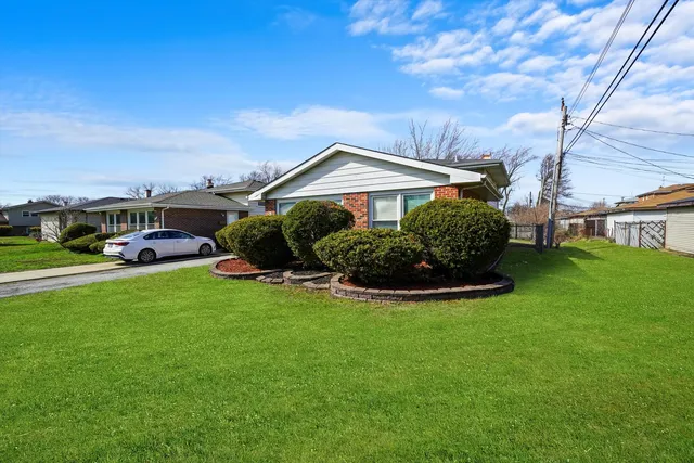 $219,000 | 1138 East 151st Street, Dolton, IL 60419