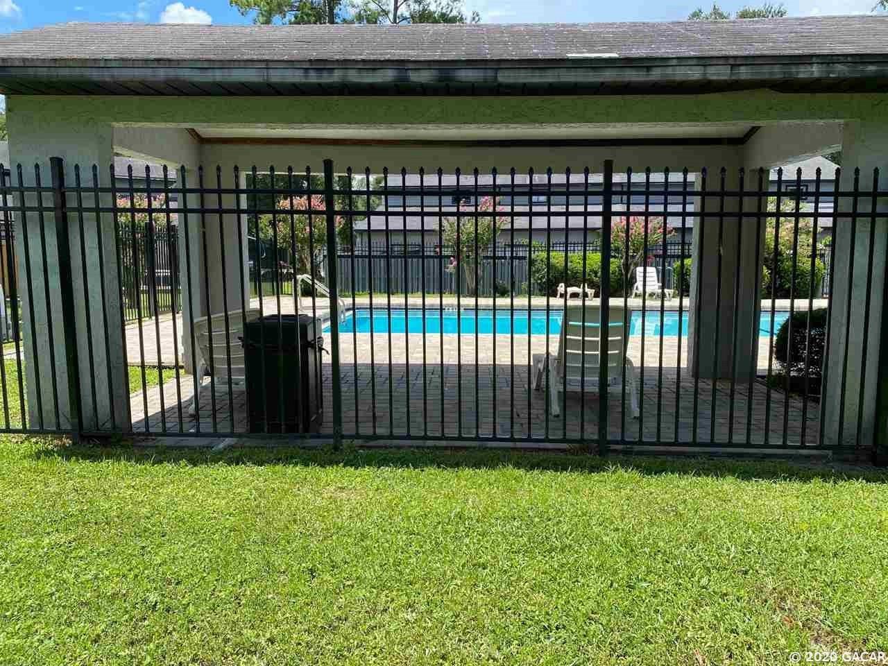 4357 Southwest 20th Lane Gainesville, FL 32607 - Photo 17 of 19