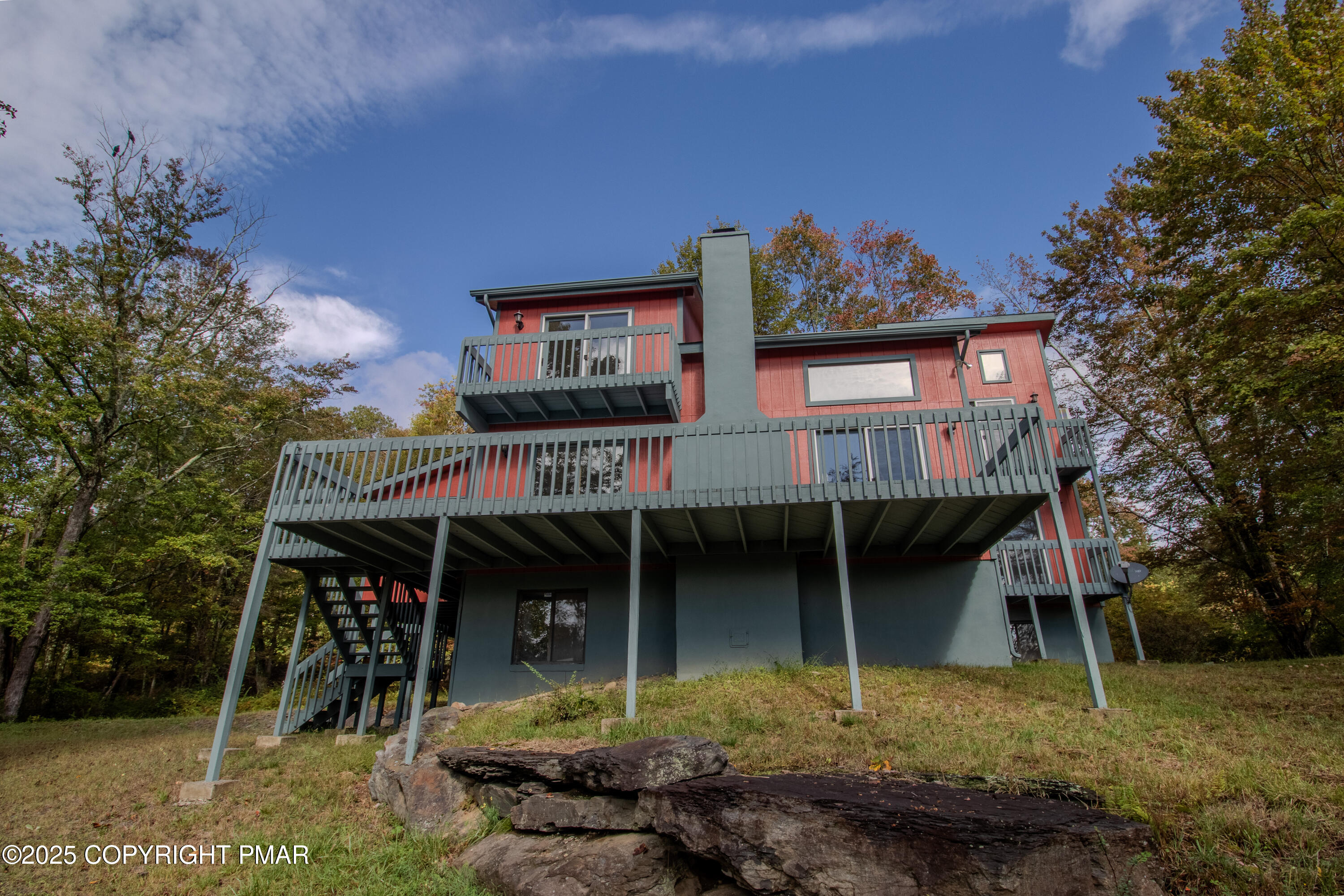 1142 Yorkshire Lane Bushkill, PA 18324 - Photo 2 of 72 _MG_0010-HDR-2