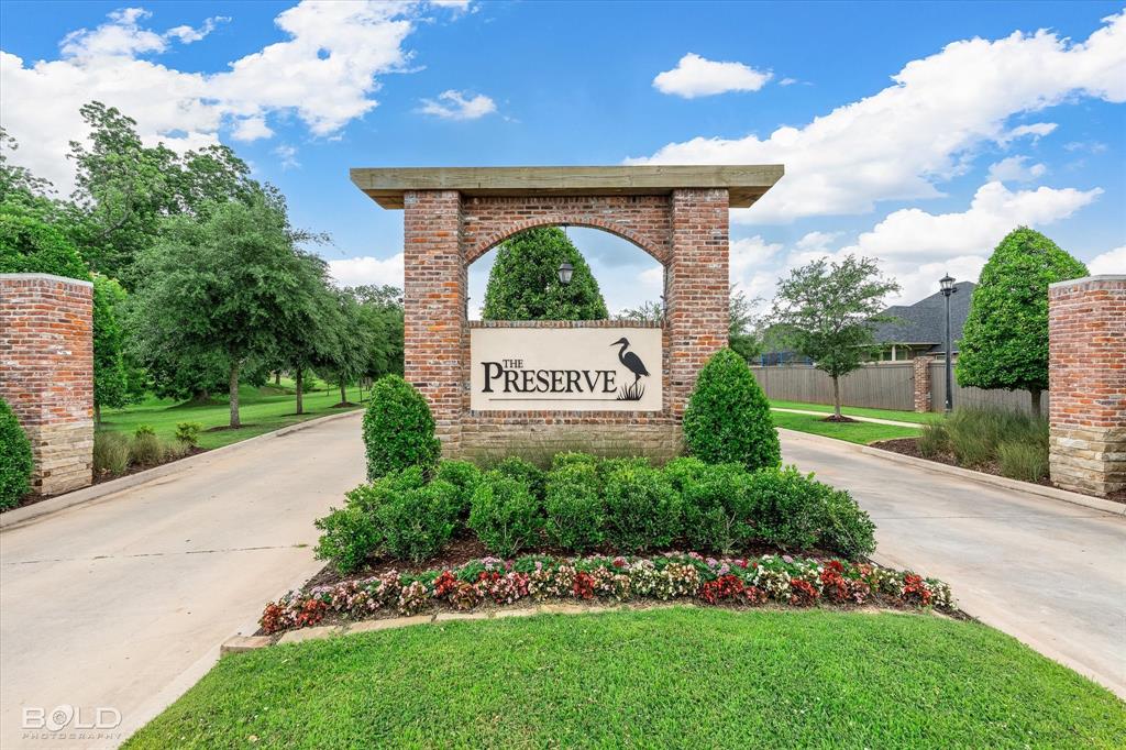 316 Peason Ridge Bossier City, LA 71112 - Photo 35 of 36 a sign on the side of a building